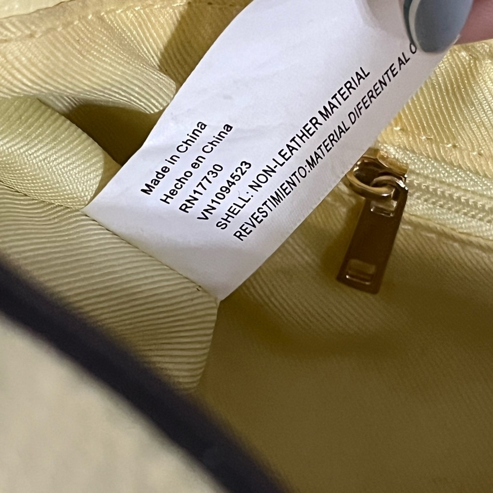 a new day Butter Yellow Shoulder Bag - Picture 12 of 13